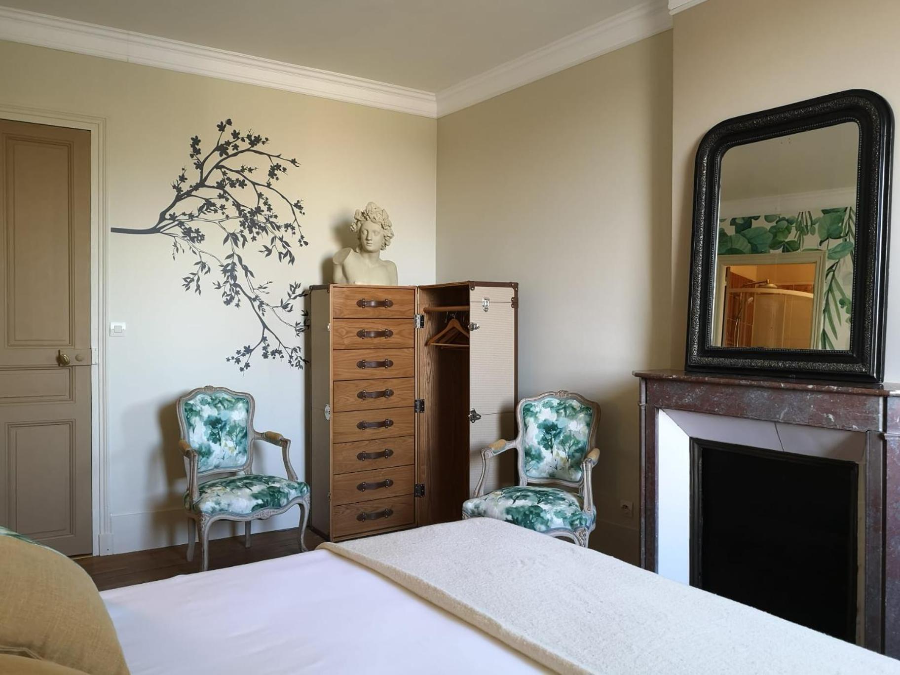 Bed and Breakfast Les Visages Des Tournelles à Reims Extérieur photo