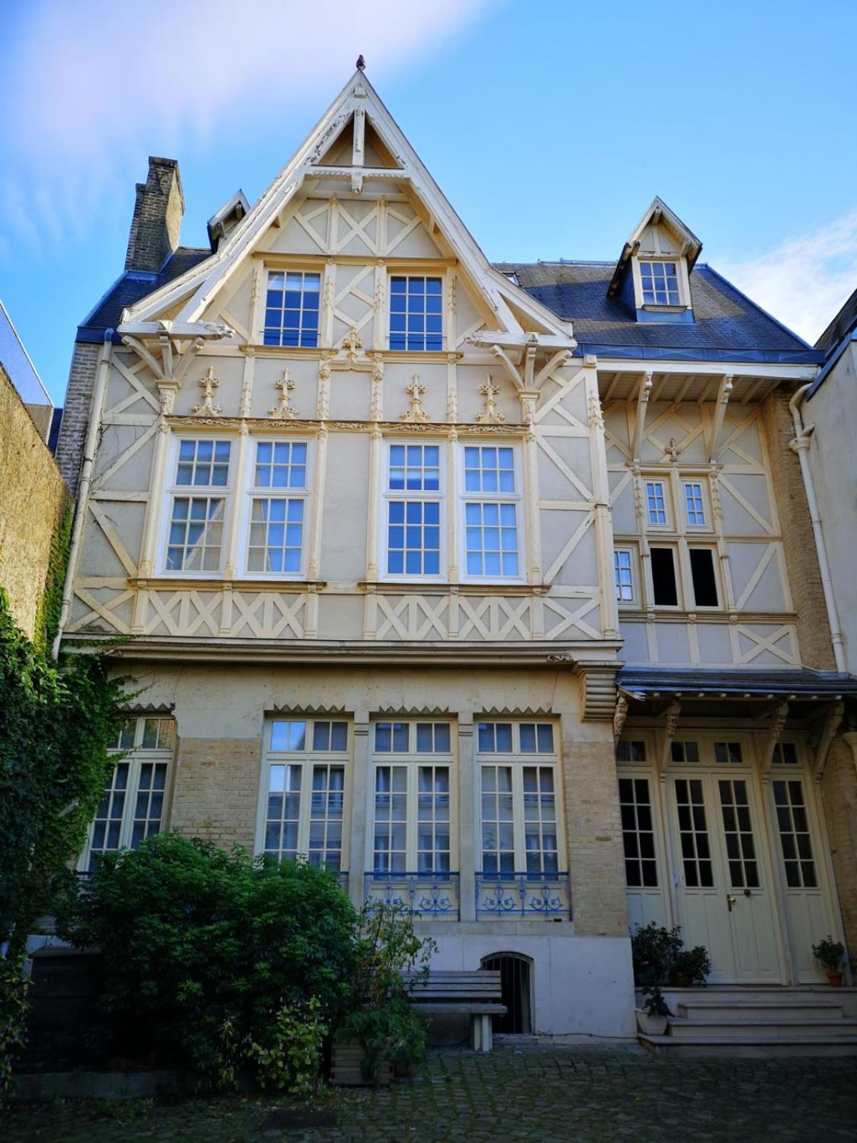 Bed and Breakfast Les Visages Des Tournelles à Reims Extérieur photo